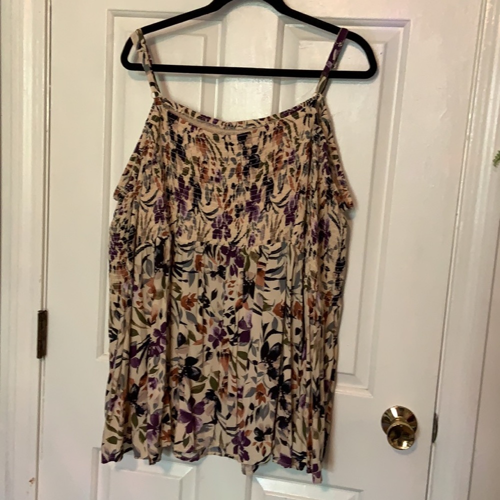 torrid Floral Off Shoulder Blouse w/ Adjustable Straps - Picture 3 of 5